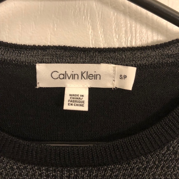 Calvin Klein Sweater - Picture 2 of 3